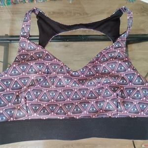 NWT Onzie Flow Sports Bra